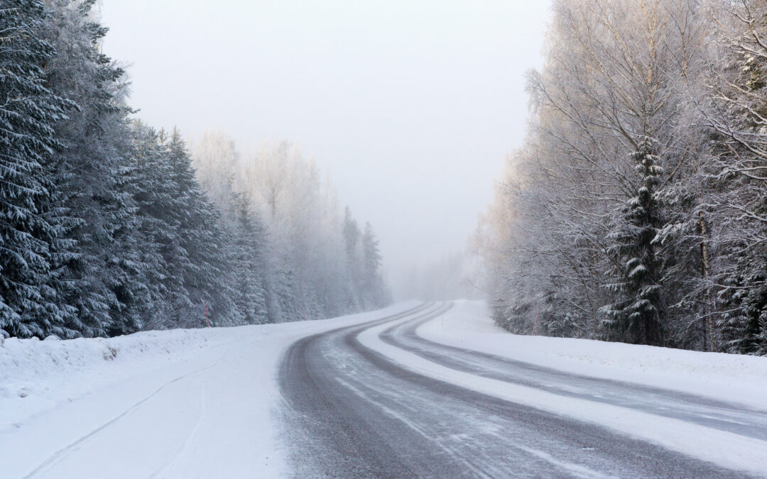 Navigating Holiday Pressures: Risk Management for Trucking